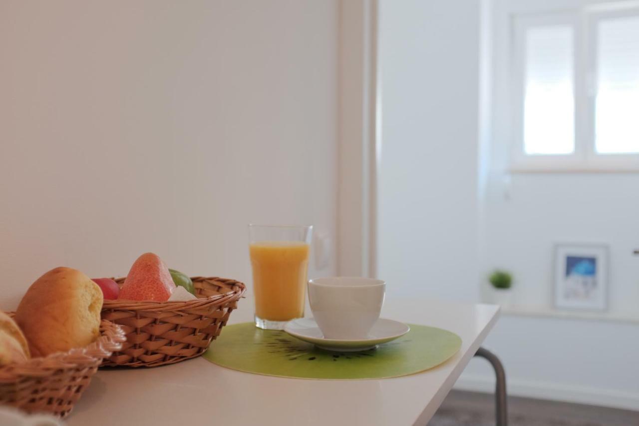 Like-Home-T1 Apt-Campo De Ourique ลิสบอน ภายนอก รูปภาพ